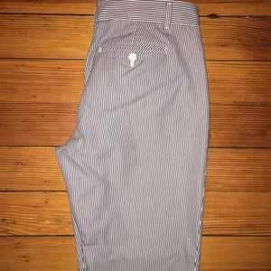 GAP, size 4, pin stripe blue & white cropped pants